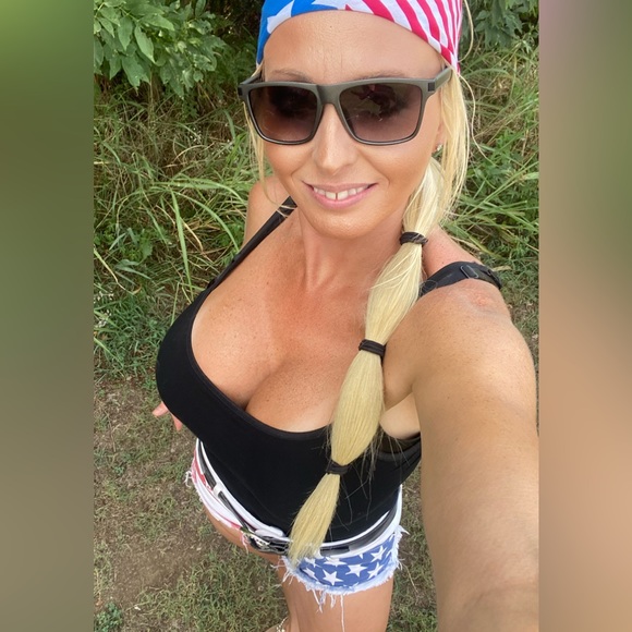 Meet your Posher, Cupid - Picture 4 of 16